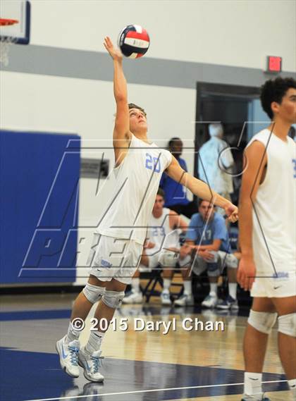 Thumbnail 3 in Oak Park vs. Corona del Mar (CIF SoCal Regional D2 Final) photogallery.