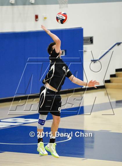 Thumbnail 3 in Oak Park vs. Corona del Mar (CIF SoCal Regional D2 Final) photogallery.