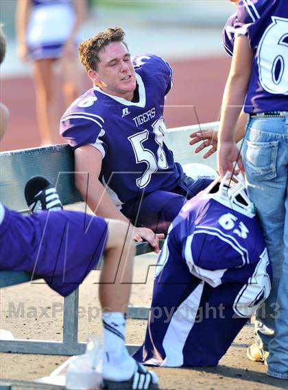 Thumbnail 1 in Thrall vs Florence (Dale Hansen Football Classic) photogallery.