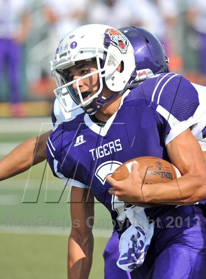 Thumbnail 2 in Thrall vs Florence (Dale Hansen Football Classic) photogallery.