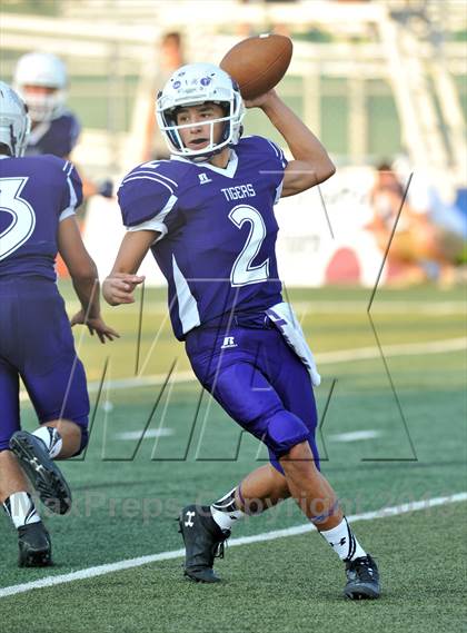 Thumbnail 3 in Thrall vs Florence (Dale Hansen Football Classic) photogallery.