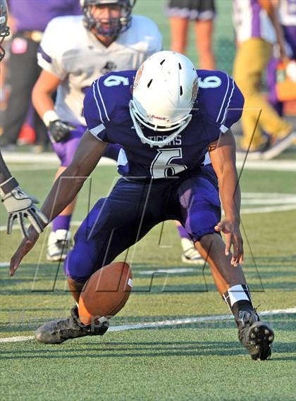 Thumbnail 2 in Thrall vs Florence (Dale Hansen Football Classic) photogallery.
