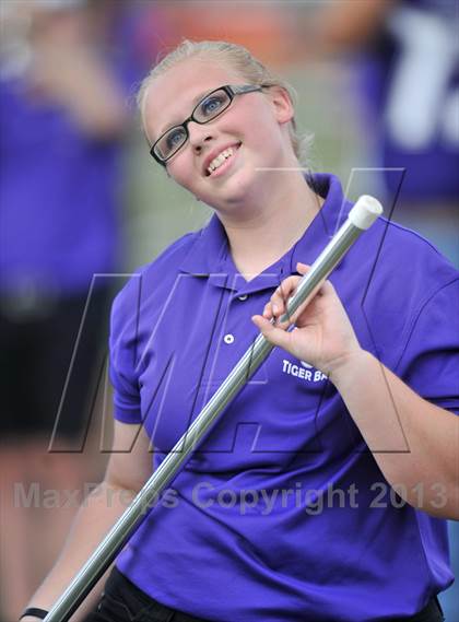 Thumbnail 1 in Thrall vs Florence (Dale Hansen Football Classic) photogallery.