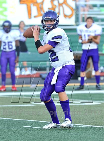 Thumbnail 2 in Thrall vs Florence (Dale Hansen Football Classic) photogallery.