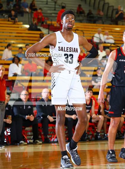 Thumbnail 3 in Salesian vs. Centennial (Nike Extravaganza) photogallery.