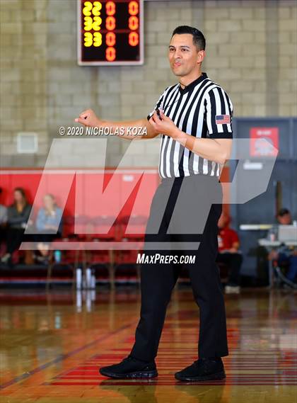 Thumbnail 2 in Salesian vs. Centennial (Nike Extravaganza) photogallery.