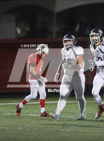 Thumbnail 1 in Oil City vs General McLane (PIAA D10 5A Championship) photogallery.