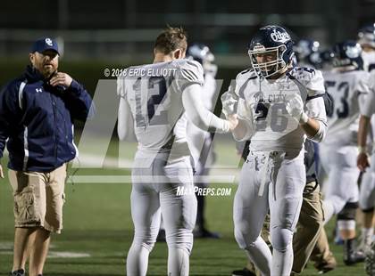 Thumbnail 3 in Oil City vs General McLane (PIAA D10 5A Championship) photogallery.