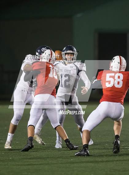 Thumbnail 2 in Oil City vs General McLane (PIAA D10 5A Championship) photogallery.