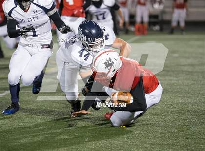 Thumbnail 3 in Oil City vs General McLane (PIAA D10 5A Championship) photogallery.