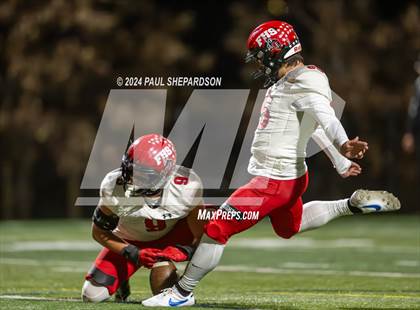 Thumbnail 1 in Fairview @ Mountain Vista (CHSAA 5A Quarterfinal Game) photogallery.