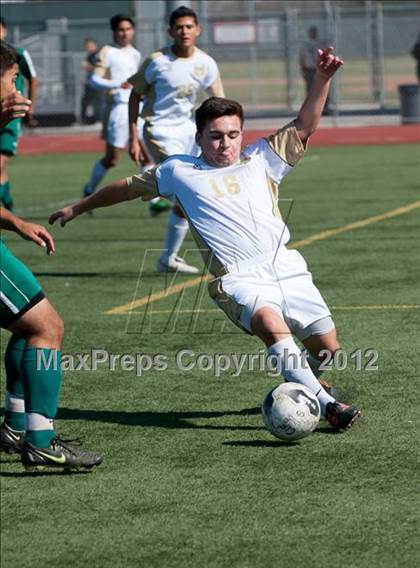 Thumbnail 2 in Lakeside vs Cajon (CIF SS D5 Final) photogallery.