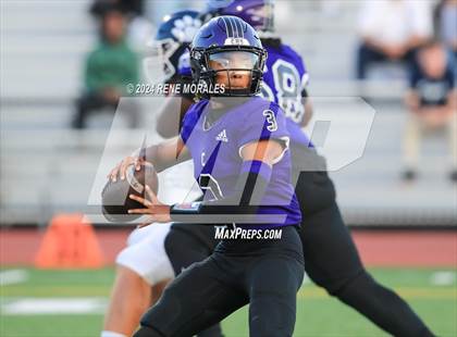 Thumbnail 3 in Loyola vs Cathedral photogallery.