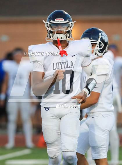 Thumbnail 2 in Loyola vs Cathedral photogallery.