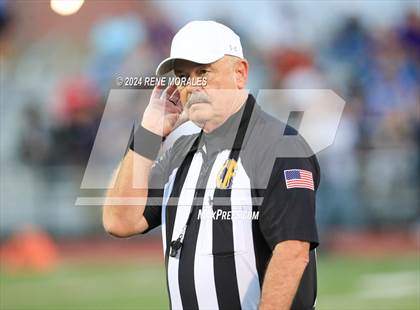 Thumbnail 3 in Loyola vs Cathedral photogallery.