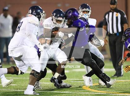 Thumbnail 3 in Loyola vs Cathedral photogallery.