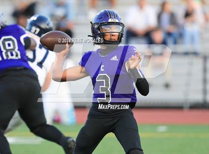 Thumbnail 2 in Loyola vs Cathedral photogallery.