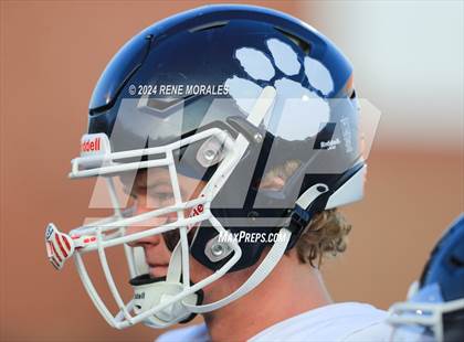 Thumbnail 3 in Loyola vs Cathedral photogallery.