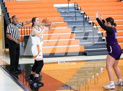 Thumbnail 1 in Bonham vs Grand Saline photogallery.