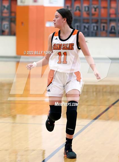 Thumbnail 2 in Bonham vs Grand Saline photogallery.