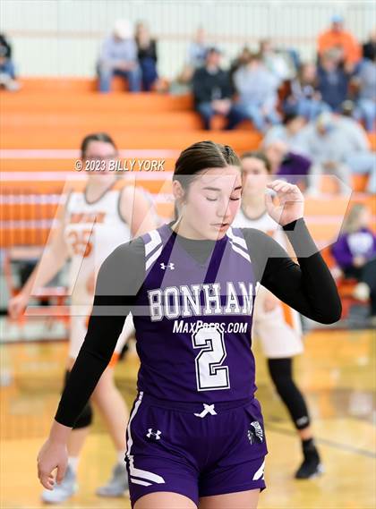 Thumbnail 2 in Bonham vs Grand Saline photogallery.