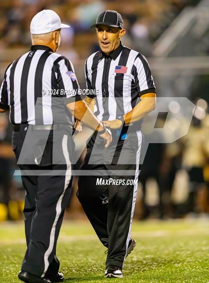 Thumbnail 2 in Wando @ Socastee photogallery.