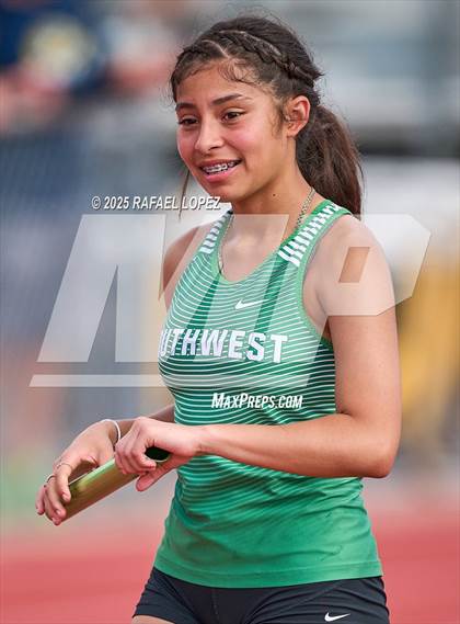 Thumbnail 1 in Northland Christian Relays (4x400M) photogallery.