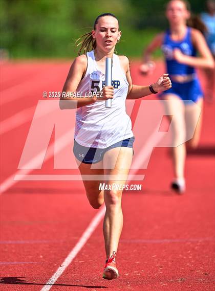 Thumbnail 2 in Northland Christian Relays (4x400M) photogallery.
