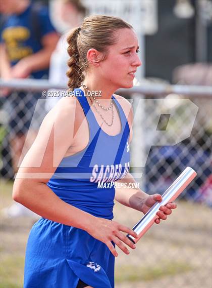 Thumbnail 3 in Northland Christian Relays (4x400M) photogallery.