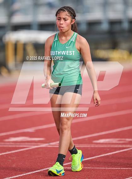 Thumbnail 2 in Northland Christian Relays (4x400M) photogallery.