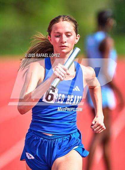 Thumbnail 2 in Northland Christian Relays (4x400M) photogallery.