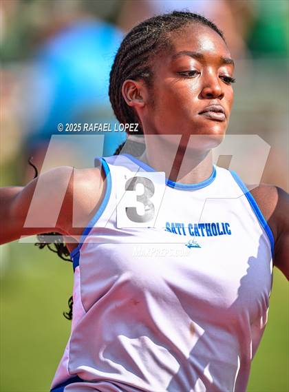 Thumbnail 2 in Northland Christian Relays (4x400M) photogallery.