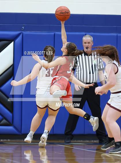 Thumbnail 3 in  Jackson vs Vinton County (OHSAA D2 District Semifinal)) photogallery.