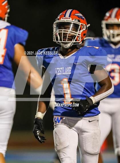 Thumbnail 2 in Crespi @ Westlake photogallery.