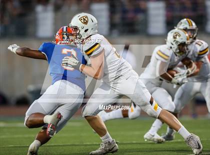 Thumbnail 3 in Crespi @ Westlake photogallery.