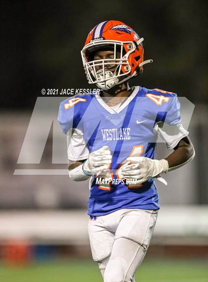 Thumbnail 1 in Crespi @ Westlake photogallery.