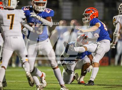 Thumbnail 3 in Crespi @ Westlake photogallery.