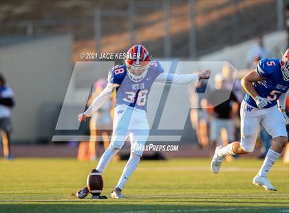 Thumbnail 2 in Crespi @ Westlake photogallery.