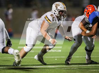Thumbnail 2 in Crespi @ Westlake photogallery.