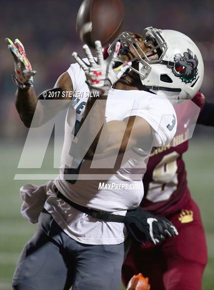 Thumbnail 2 in Helix vs. Mission Hills (CIF SDS Open Division Final) photogallery.