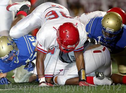 Thumbnail 3 in Carter @ Lakeview Centennial photogallery.