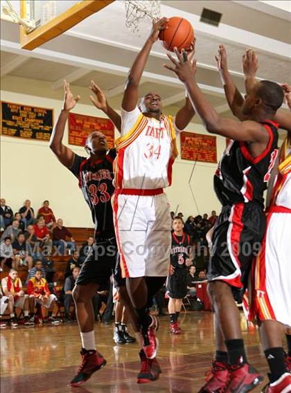Thumbnail 1 in Etiwanda vs. Taft (Fairfax State Preview) photogallery.