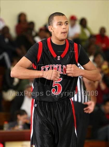 Thumbnail 3 in Etiwanda vs. Taft (Fairfax State Preview) photogallery.