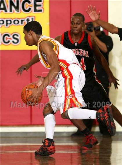 Thumbnail 2 in Etiwanda vs. Taft (Fairfax State Preview) photogallery.