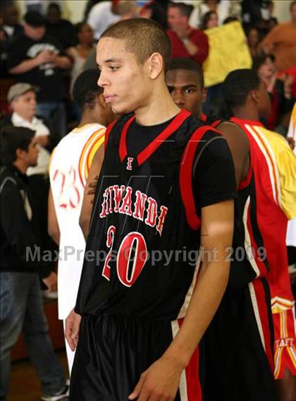Thumbnail 3 in Etiwanda vs. Taft (Fairfax State Preview) photogallery.