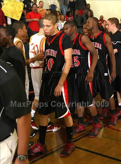 Thumbnail 1 in Etiwanda vs. Taft (Fairfax State Preview) photogallery.