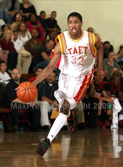 Thumbnail 3 in Etiwanda vs. Taft (Fairfax State Preview) photogallery.