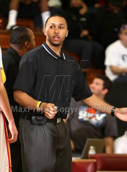 Thumbnail 2 in Etiwanda vs. Taft (Fairfax State Preview) photogallery.
