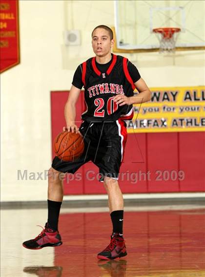 Thumbnail 2 in Etiwanda vs. Taft (Fairfax State Preview) photogallery.