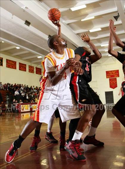 Thumbnail 3 in Etiwanda vs. Taft (Fairfax State Preview) photogallery.
